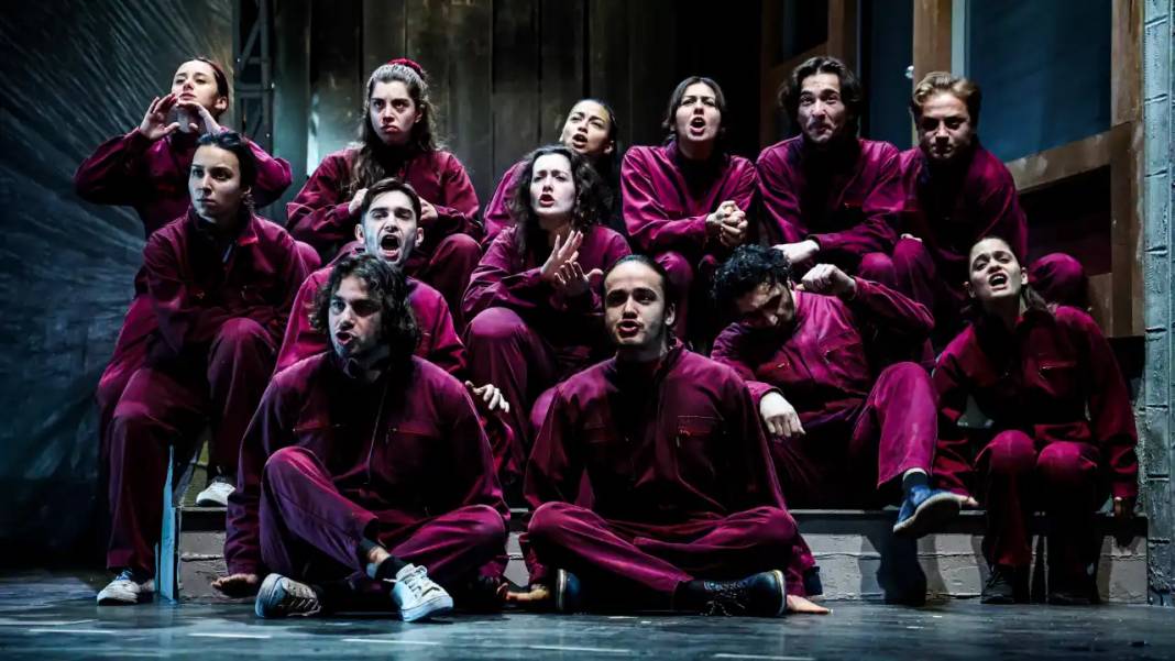 Antalya Şehir Tiyatroları 42. Kez Perdelerini Açıyor 3